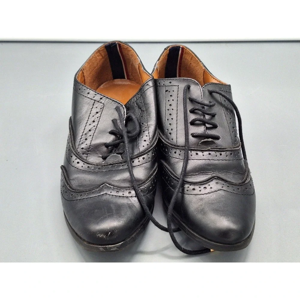 Tommy Hilfiger Black Leather Shoes 8M TW FABRIZIA Leather Upper Balance Man Made